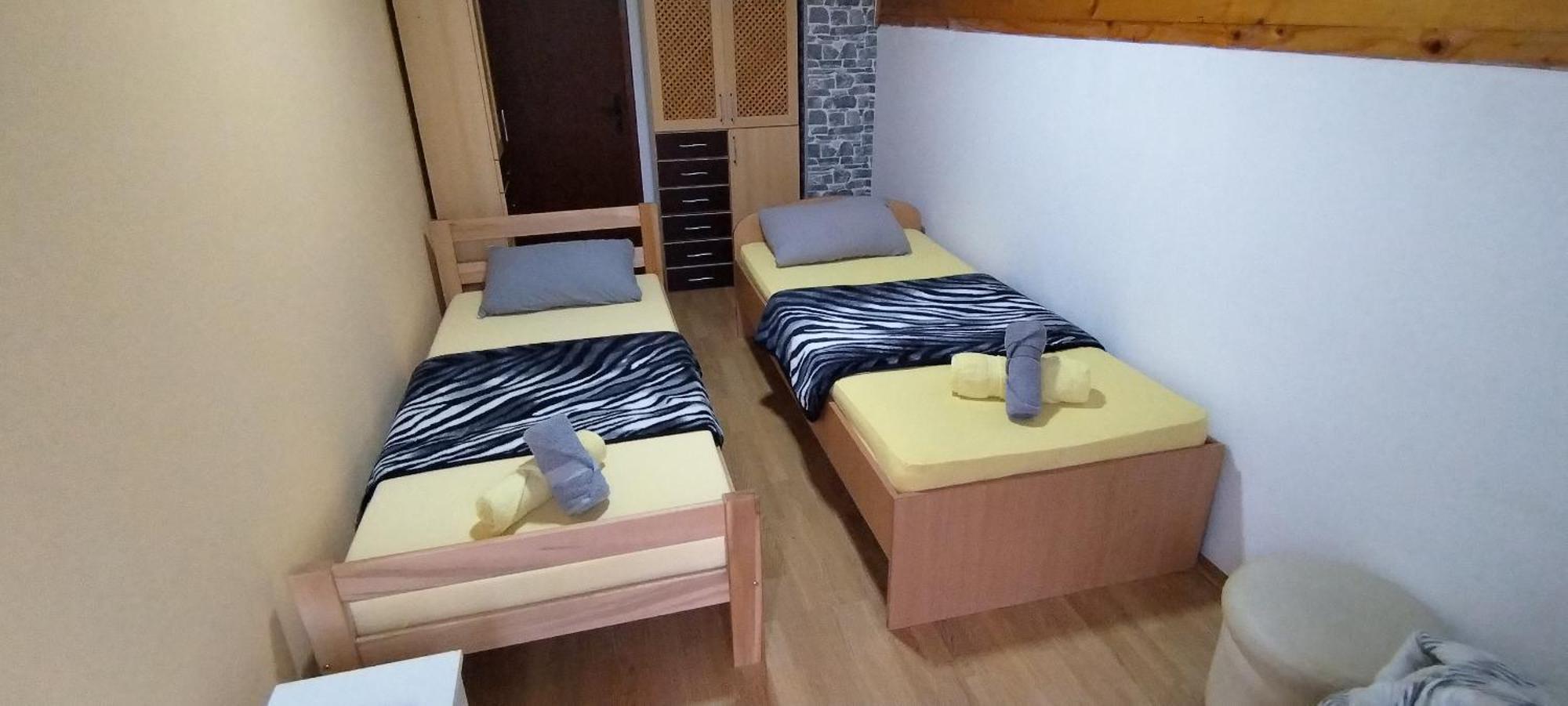 Ferienwohnung Sobe Lara Donji Milanovac Exterior foto