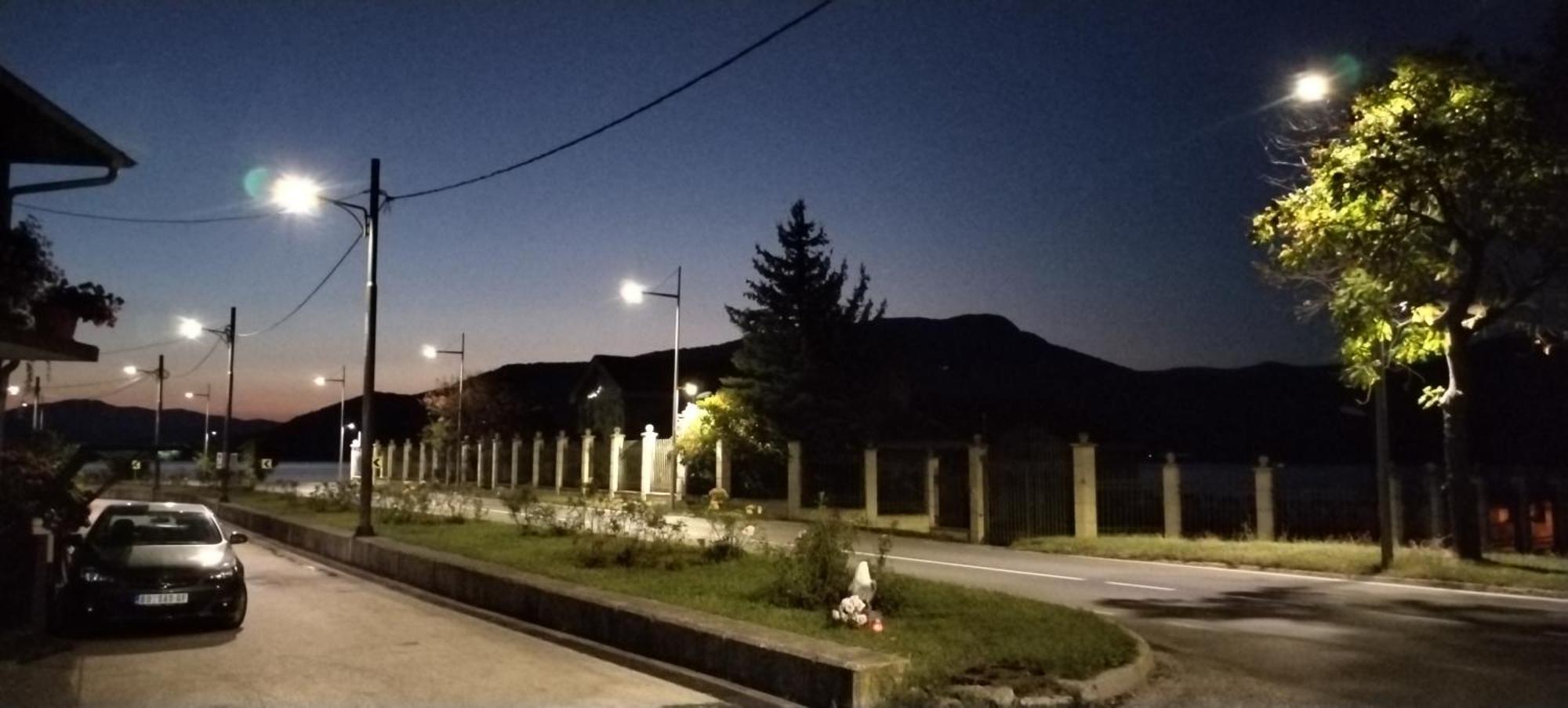 Ferienwohnung Sobe Lara Donji Milanovac Exterior foto