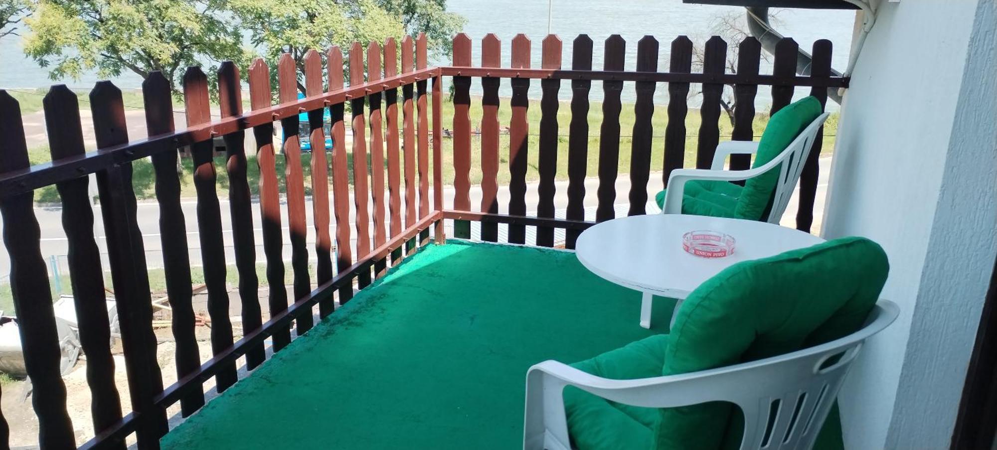 Ferienwohnung Sobe Lara Donji Milanovac Exterior foto